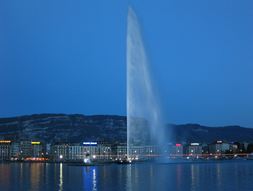 Jet d'Eau nach Sonnenuntergang